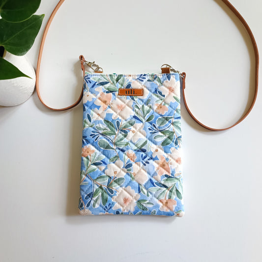 Quilted Travel Bag (Blue, Flower)