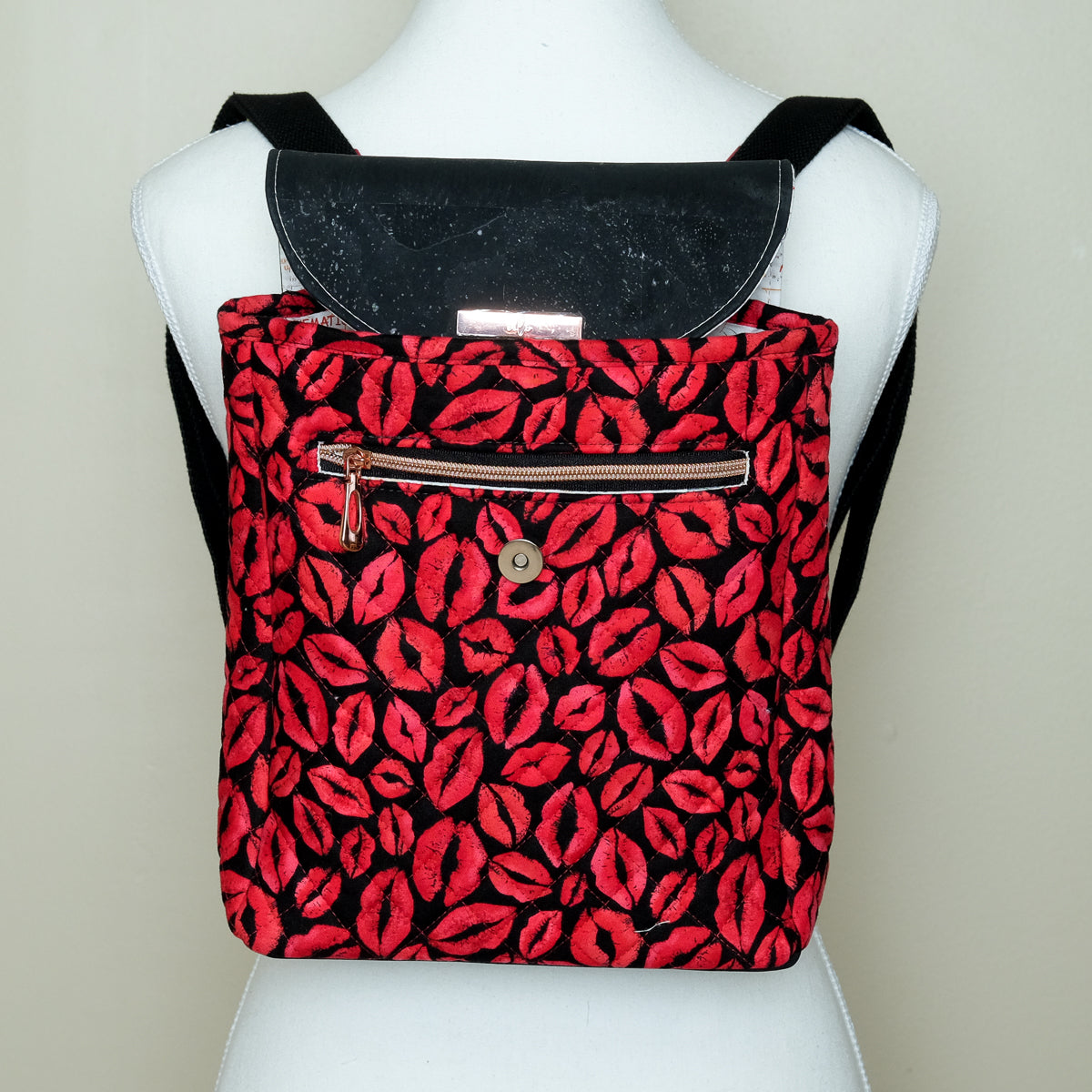 Cork Quilted Mini Backpack (Sexy Red Lips)