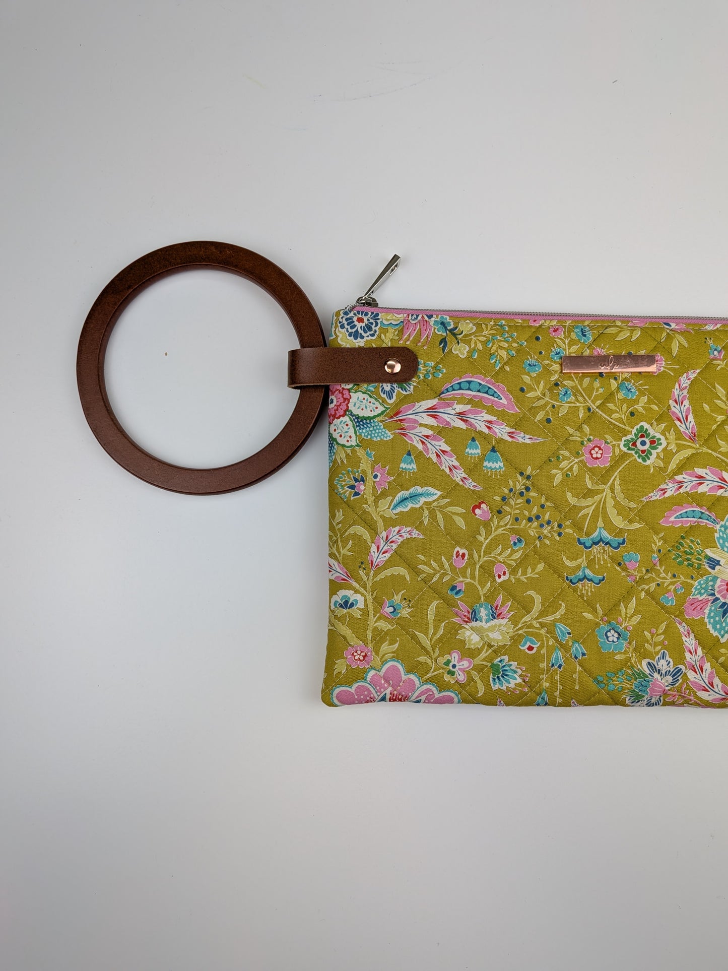 Quilted Wooden Pouch (Green Lime)