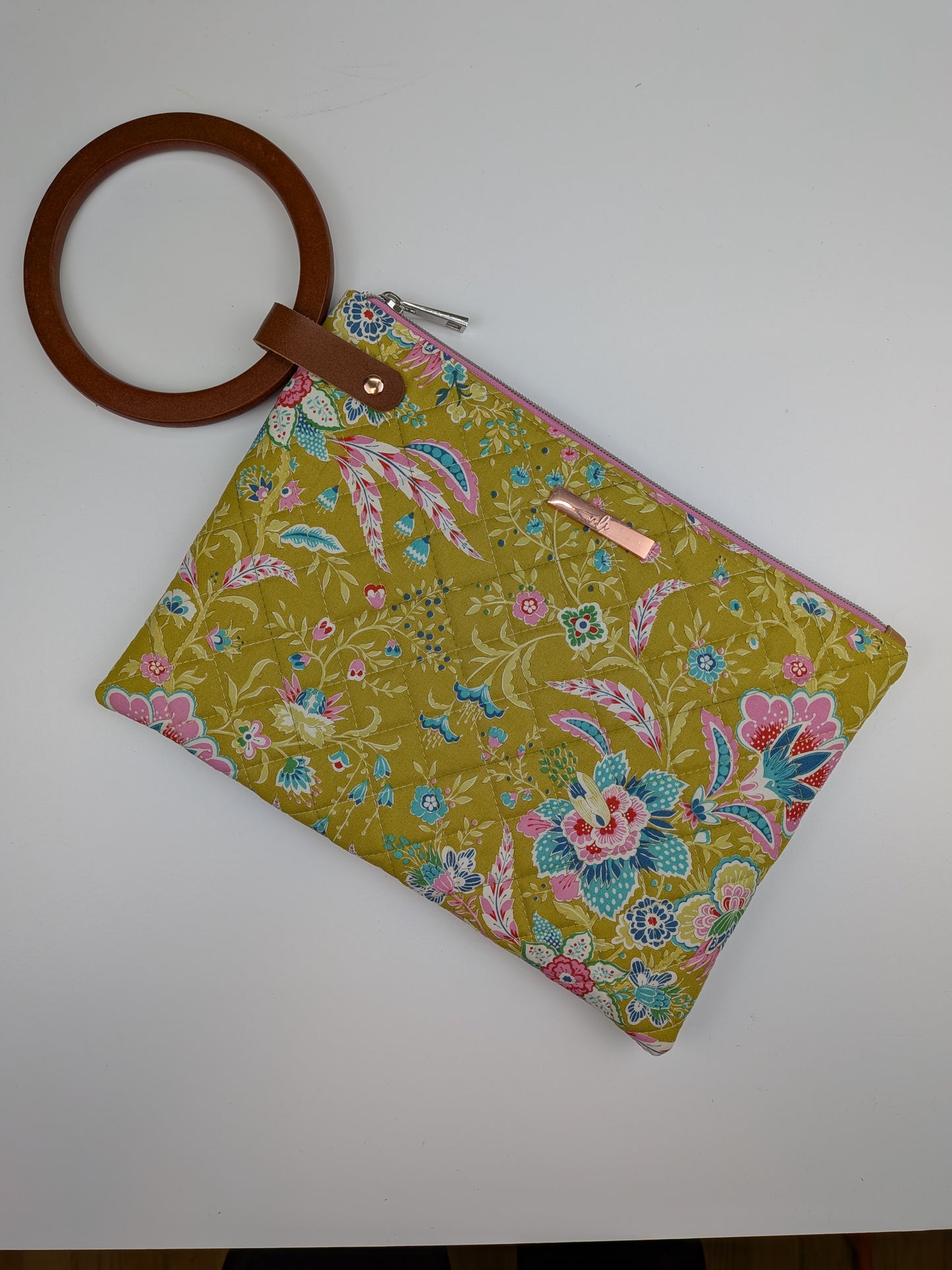 Quilted Wooden Pouch (Green Lime)