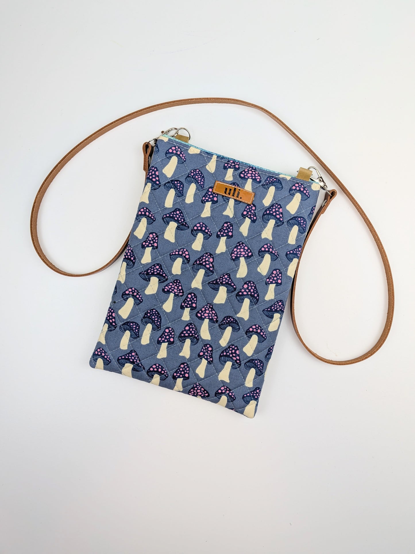 Quilted Travel Bag (Blue, Mushroom)